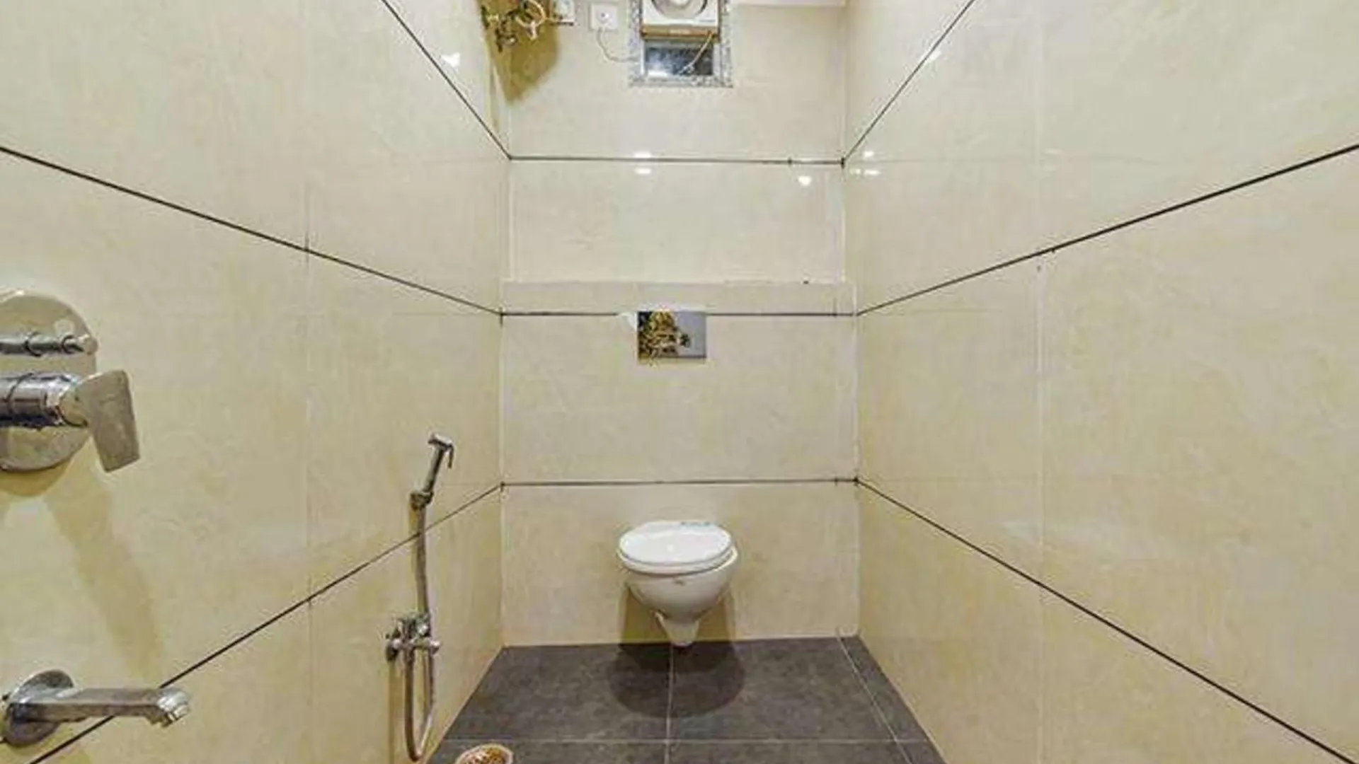 *** Hotel Fabhotel Diamond I Udaipur India